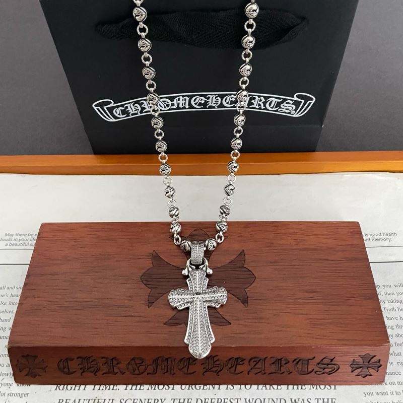 Ch**me He**ts necklaces
